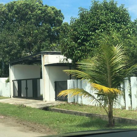 Nur Villa Sg Soi Musslimm Only กวนตัน ภายนอก รูปภาพ