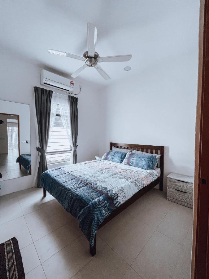 Nur Villa Sg Soi Musslimm Only กวนตัน ภายนอก รูปภาพ